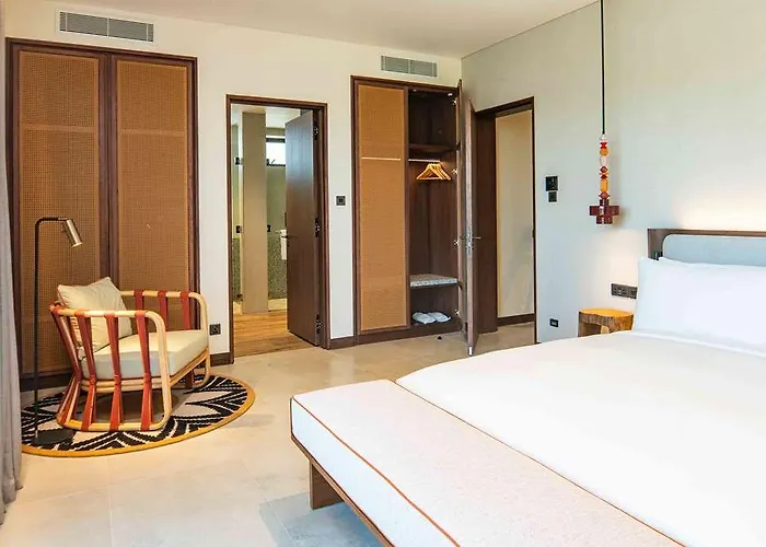 Hotel Canopy By Hilton Seychelles 5*